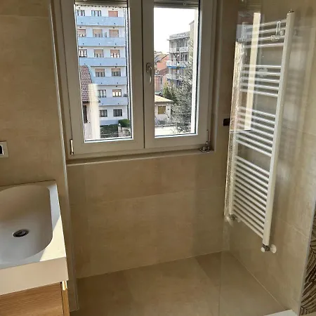 R39 Attic With Terrace And Private Parking Apartmán *